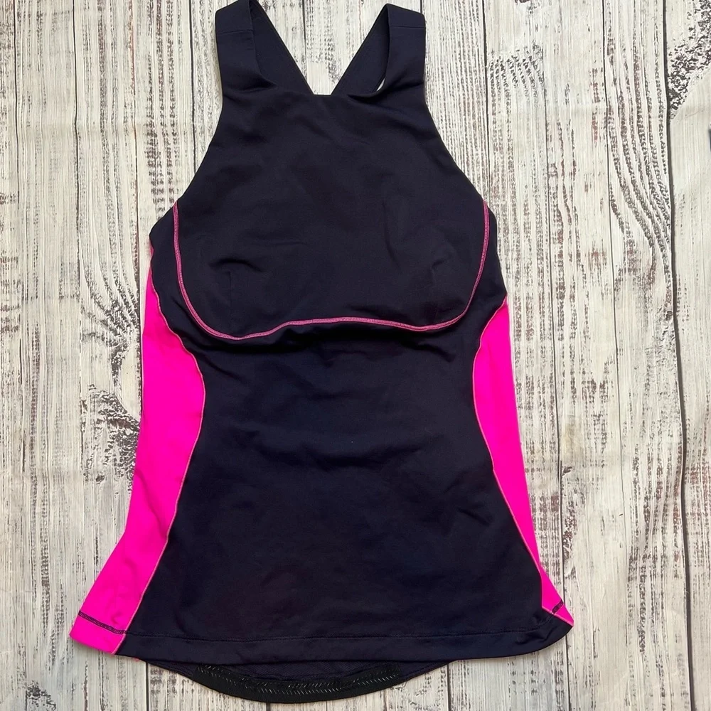 Lululemon Spin It To Win It Tank Top. Size 6. EUC